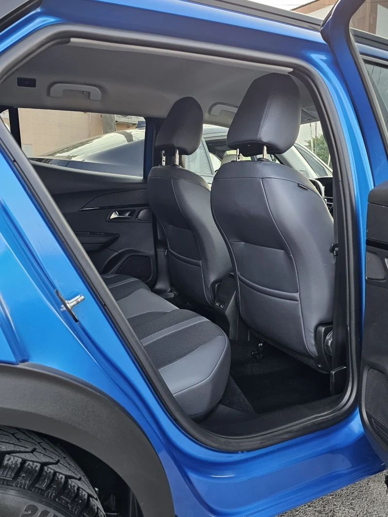 Peugeot 2008 1.5 BlueHDI 131к.с. i-Cockpit 3D CarPlay , снимка 10 - Автомобили и джипове - 50634184