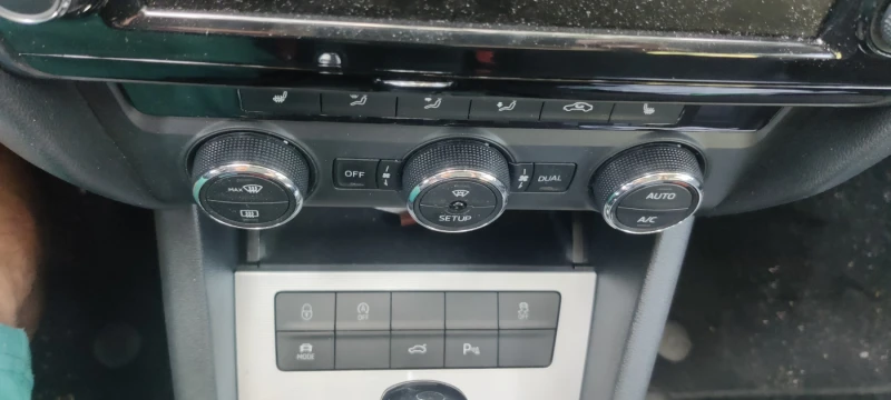 Skoda Octavia, снимка 11 - Автомобили и джипове - 52596834