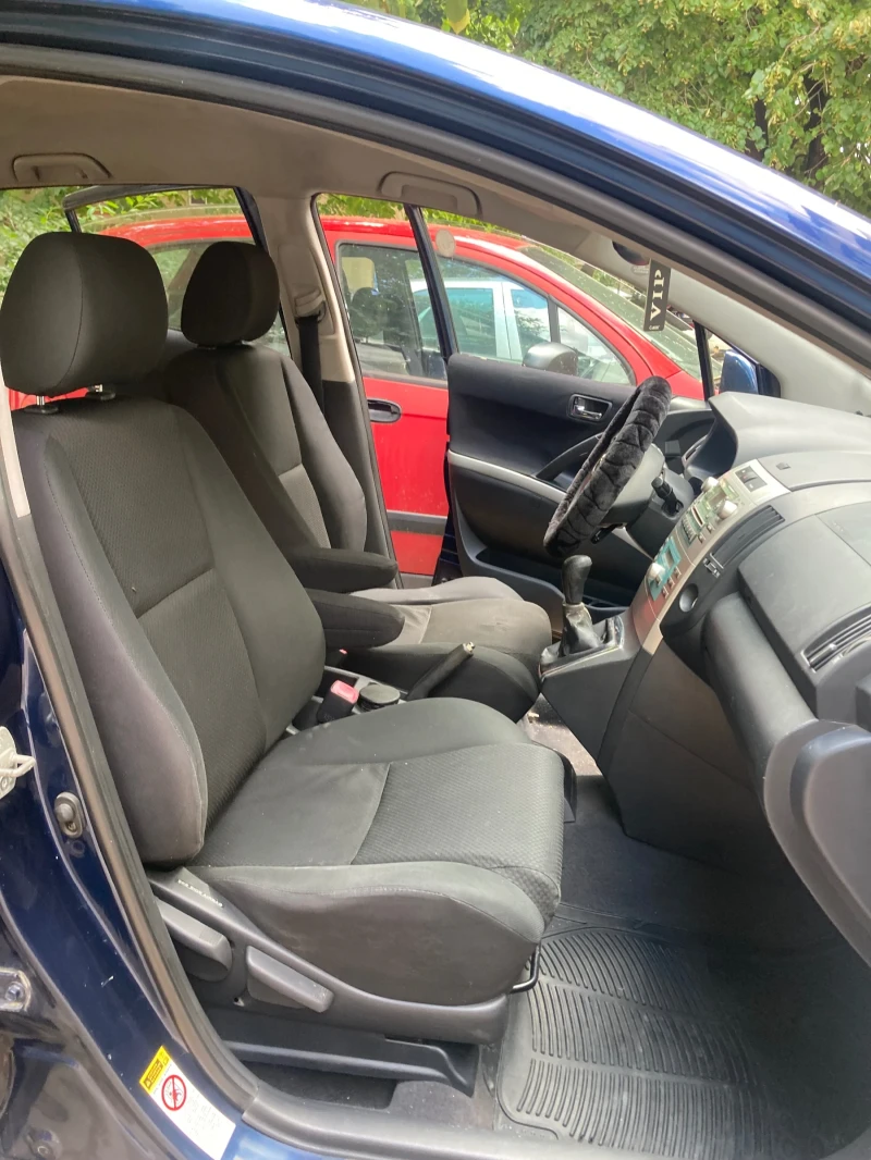 Toyota Corolla verso, снимка 5 - Автомобили и джипове - 52576464