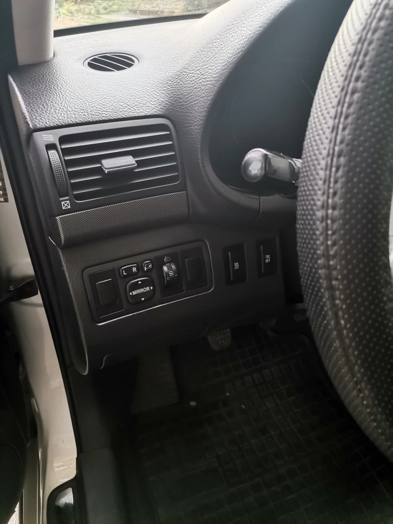 Toyota Avensis, снимка 6 - Автомобили и джипове - 52458192
