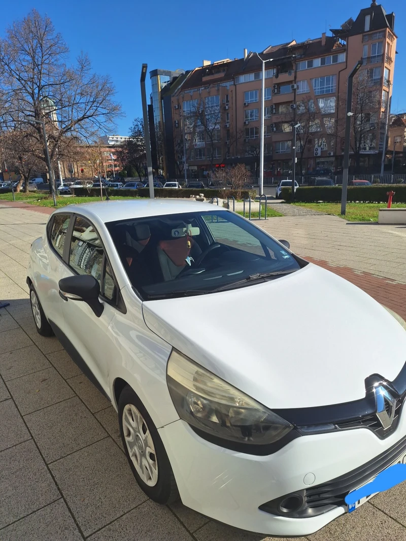 Renault Clio, снимка 16 - Автомобили и джипове - 52774786