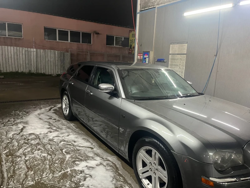 Chrysler 300c, снимка 2 - Автомобили и джипове - 53434889