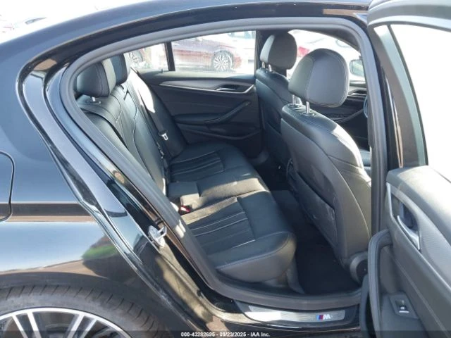 BMW 540 М-PACK/Head up/Камера за задно виждане, снимка 11 - Автомобили и джипове - 52614324