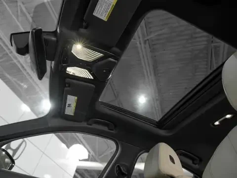 BMW 330 M-Pack* X-Drive* Distronic* Digital* 4подгрева, снимка 9 - Автомобили и джипове - 55171930