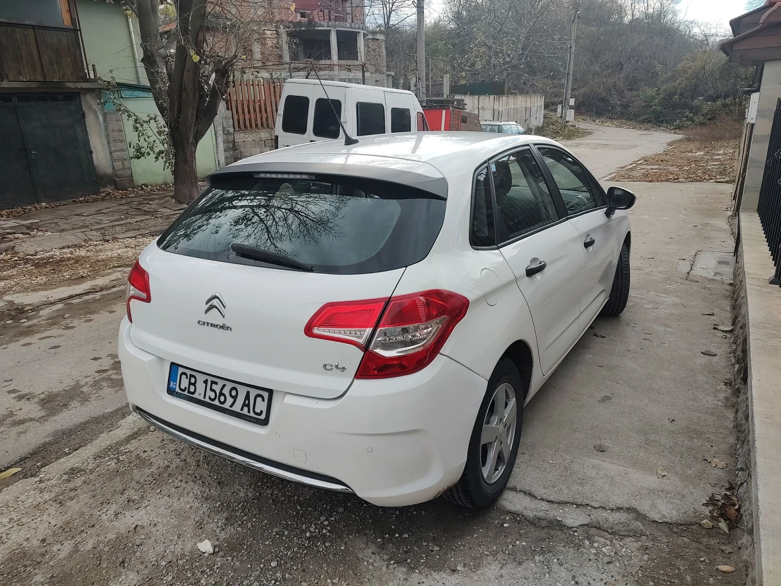 Citroen C4 1.6 HDI 92 - изображение 4