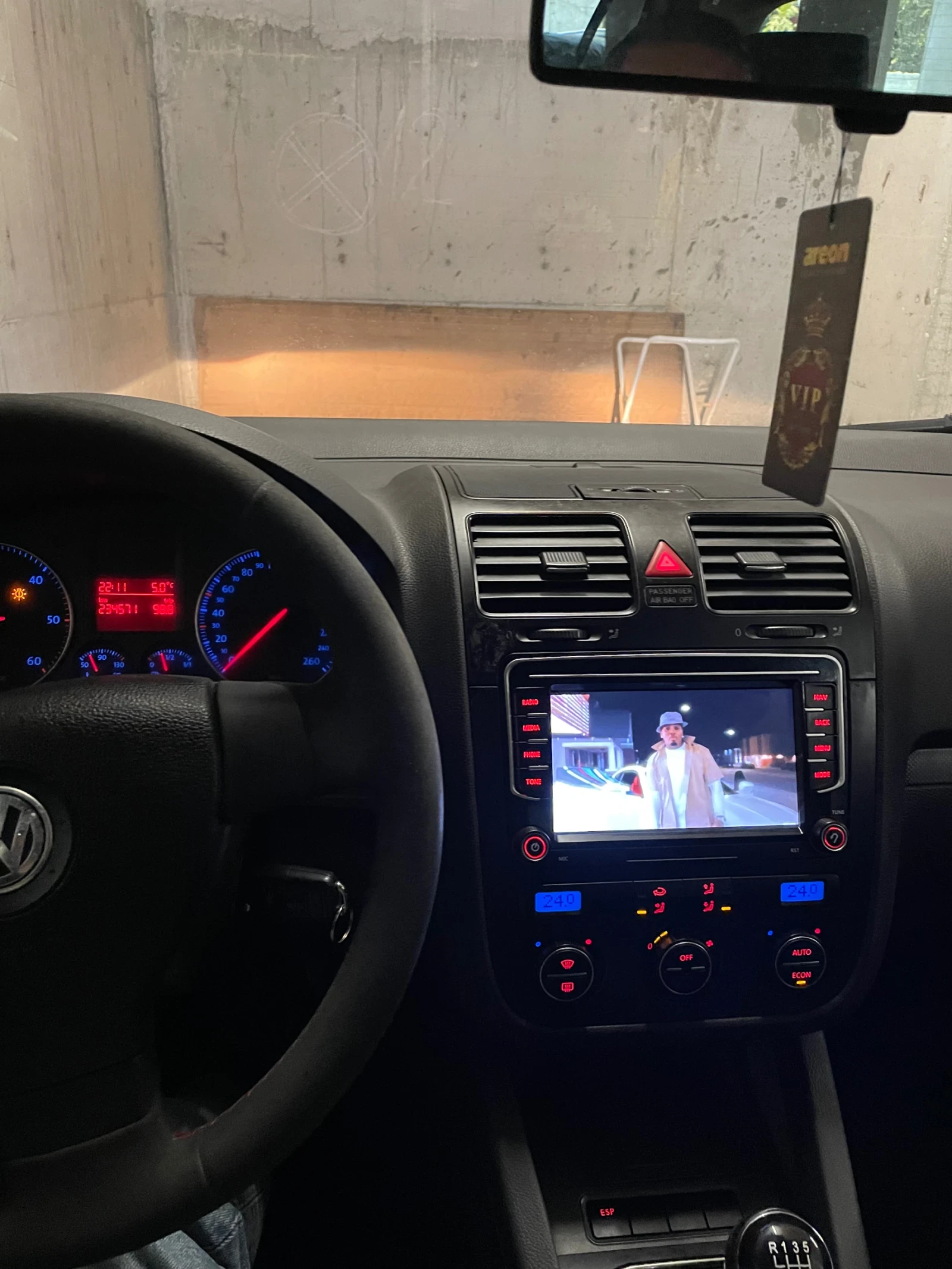 VW Golf = 1.9tdi= 6скорости= 4х4= NAVI= 105кс=  - изображение 9