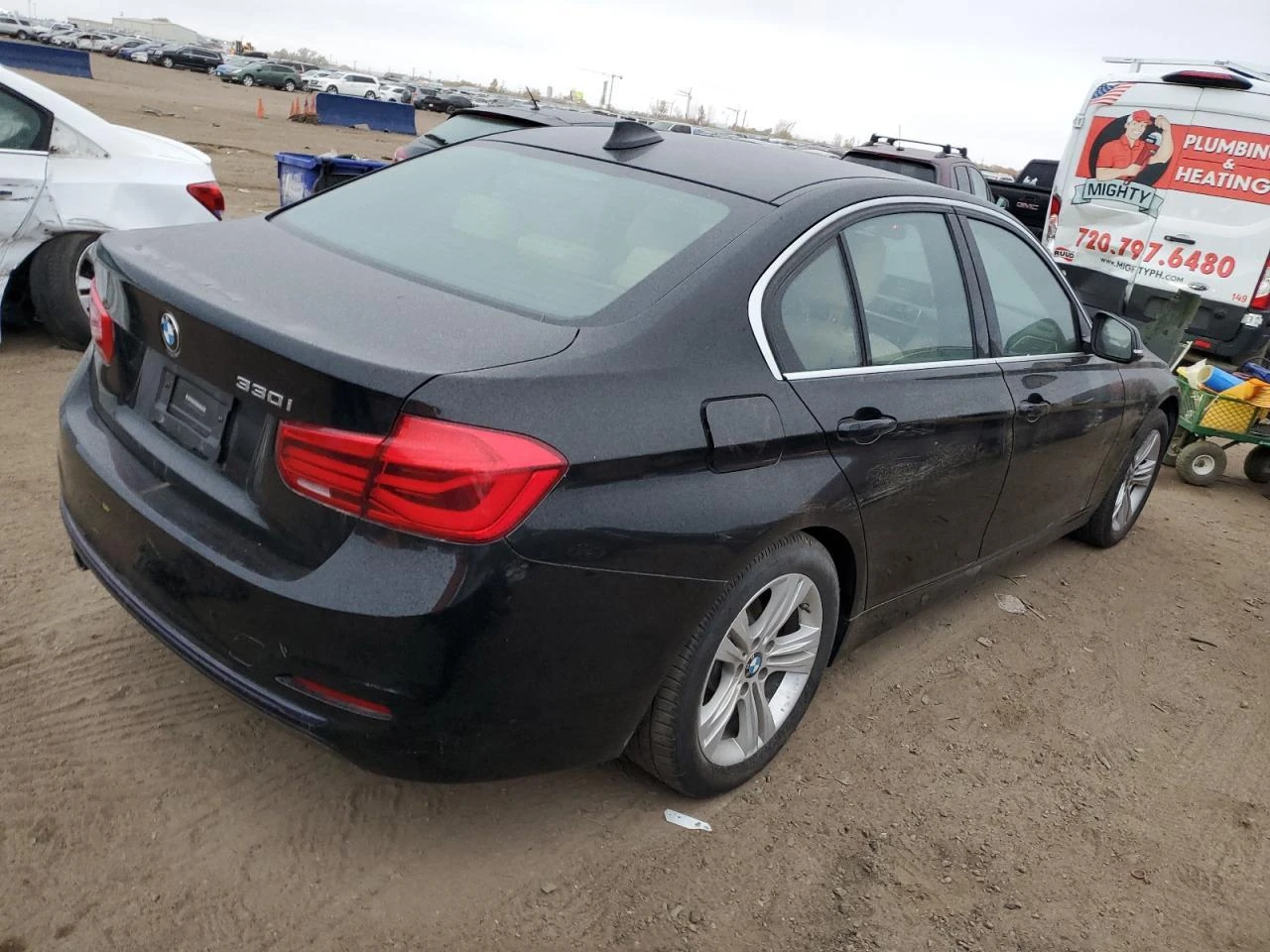 BMW 330 I* ЗАДНО* ПОДГРЕВИ - изображение 3