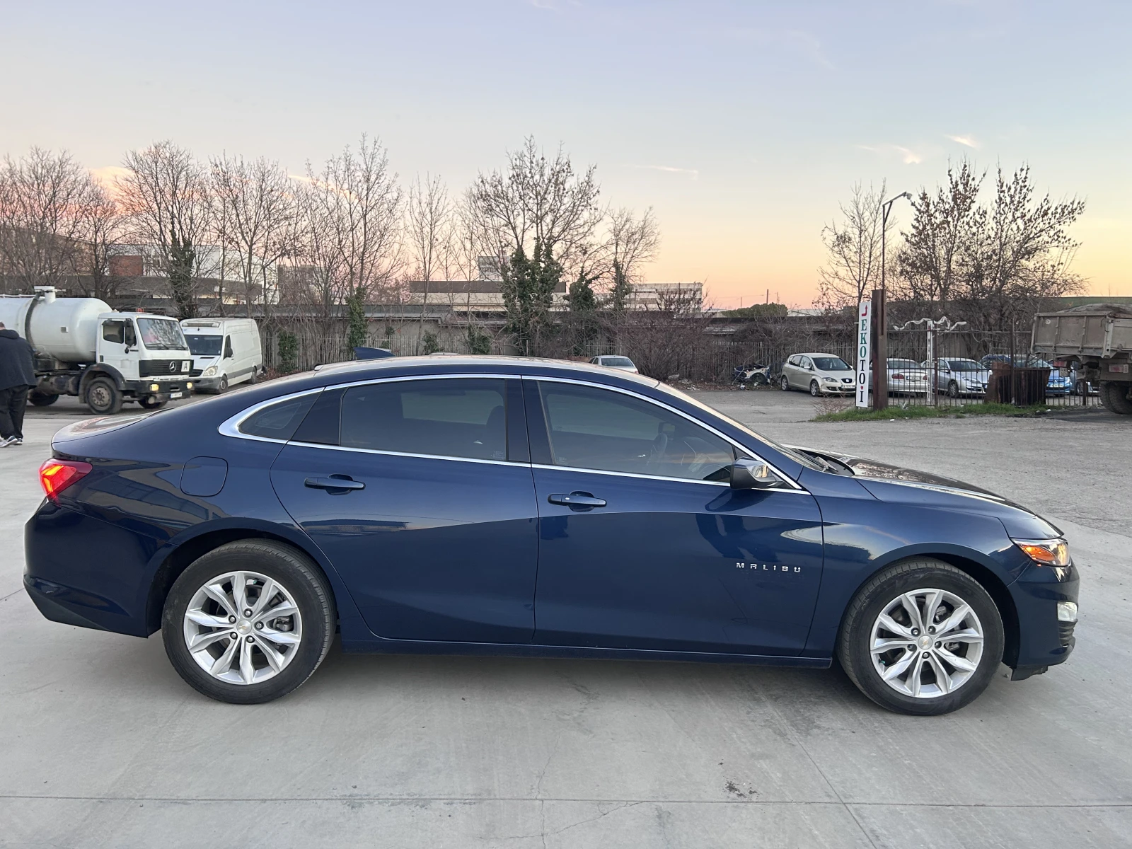 Chevrolet Malibu  - изображение 3