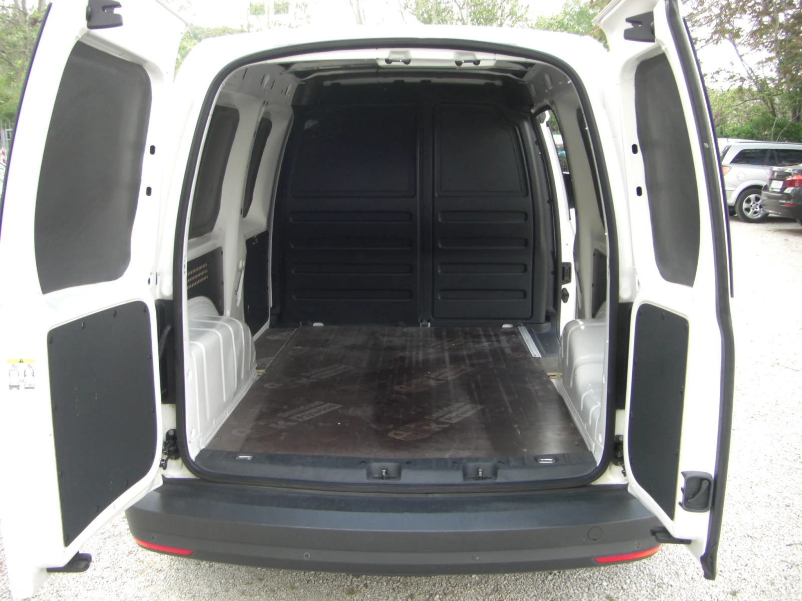 VW Caddy 1.4i CNG MAXI 6ck. | Mobile.bg   16