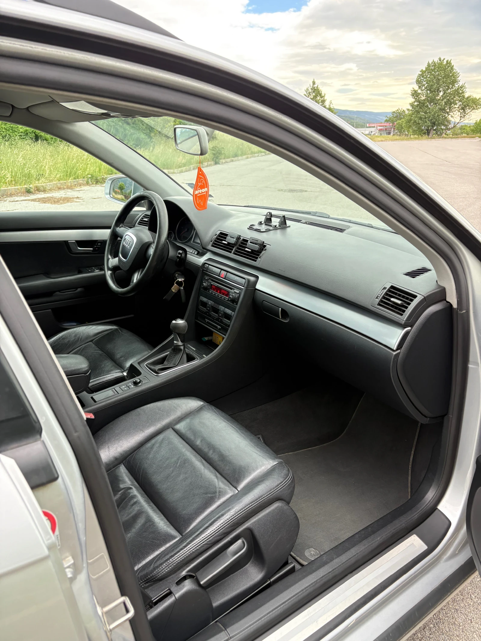 Audi A4  - изображение 7