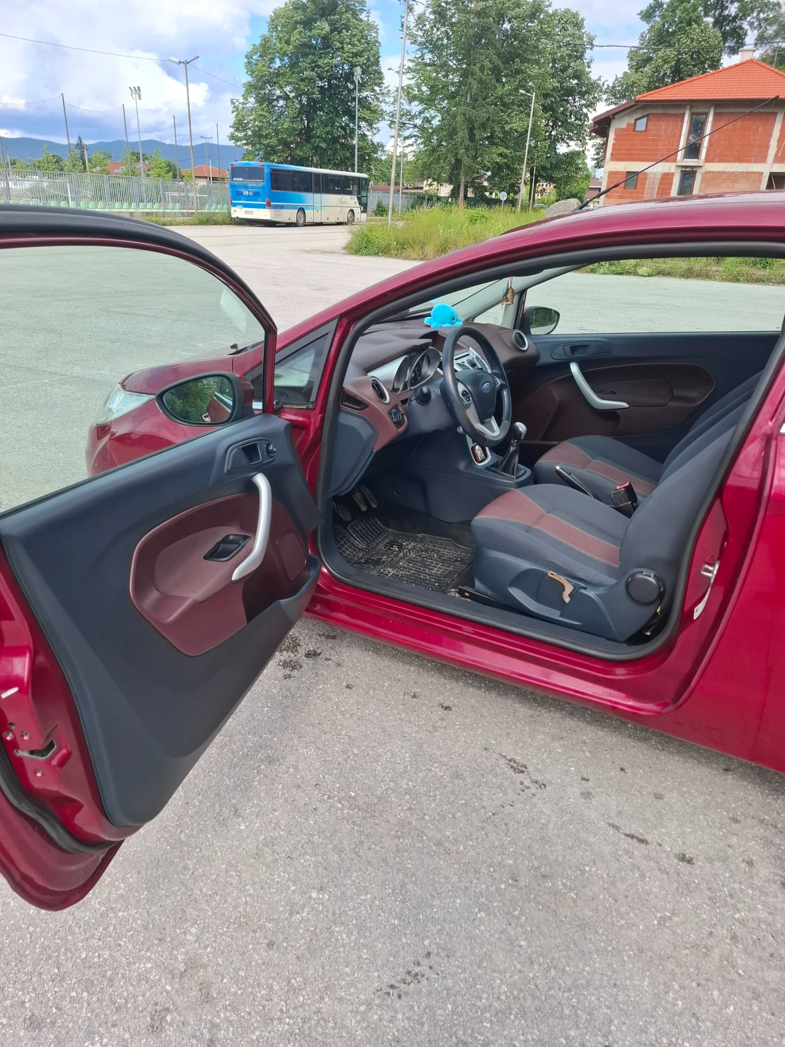 Ford Fiesta  - изображение 6