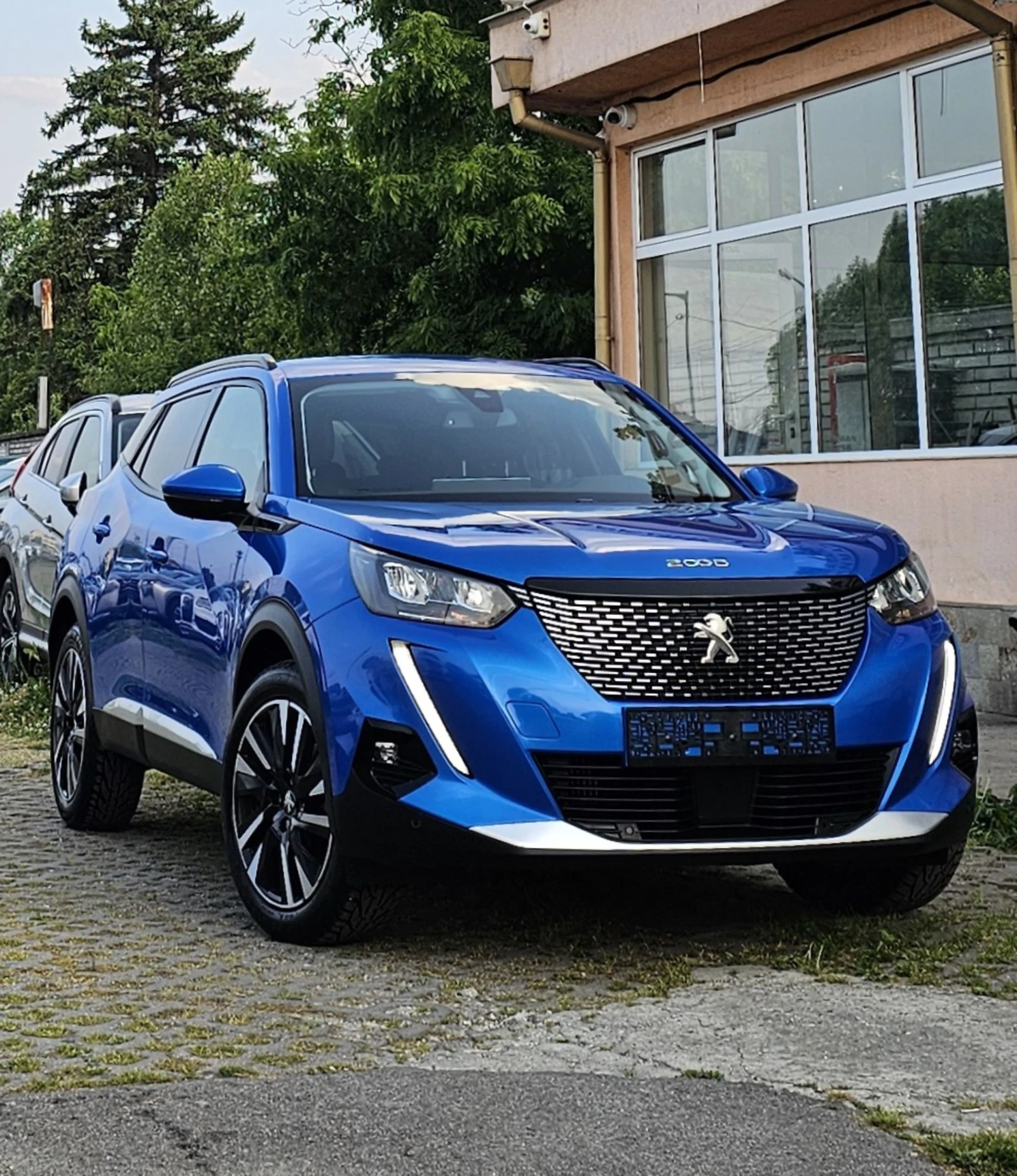 Peugeot 2008 1.5 BlueHDI 131к.с. i-Cockpit 3D CarPlay  - изображение 3