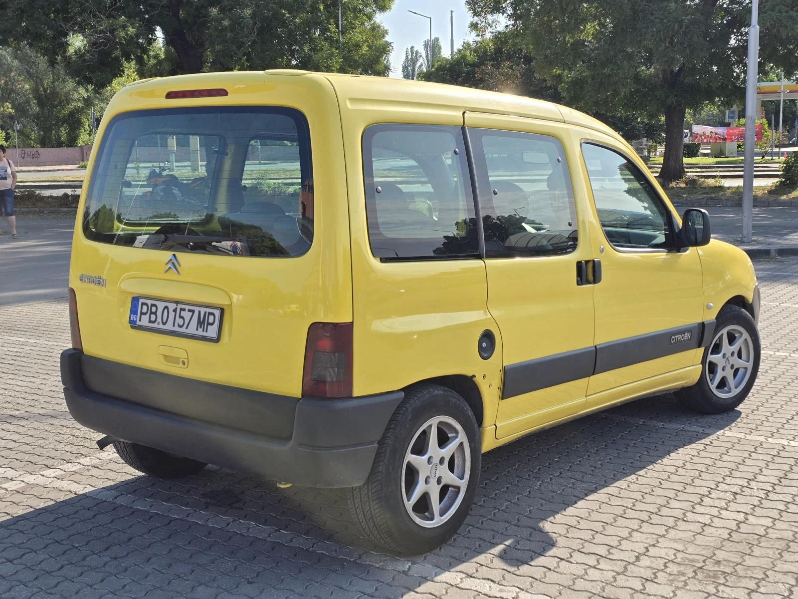 Citroen Berlingo 1.9D Пътнически 5 врати - изображение 4