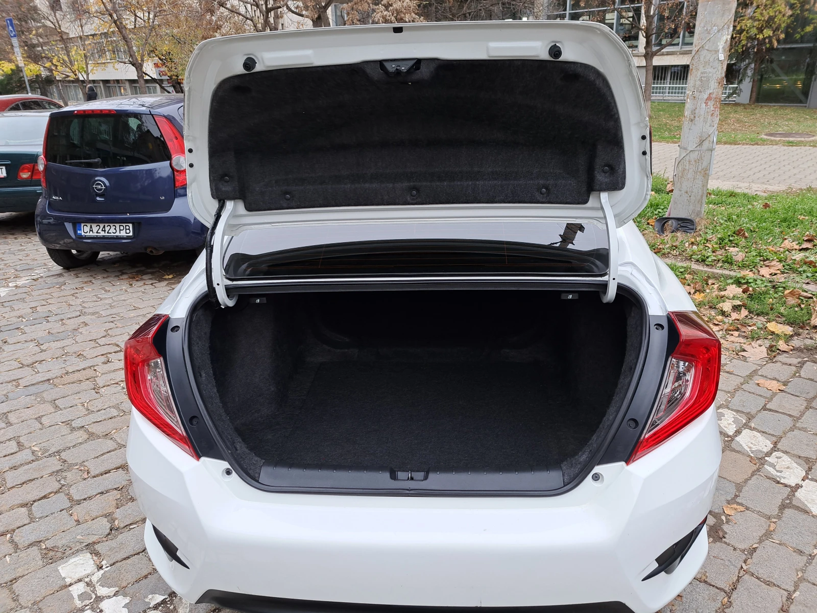 Honda Civic 2.0 LX - изображение 6