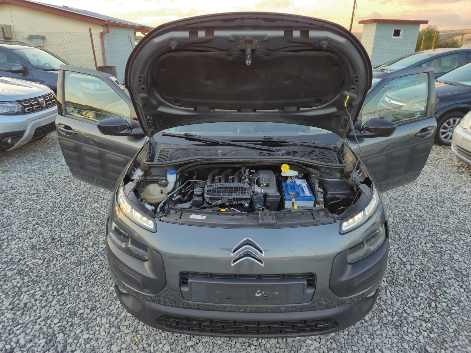 Citroen C4 Cactus 1.2i E6B SHINE | Mobile.bg   11