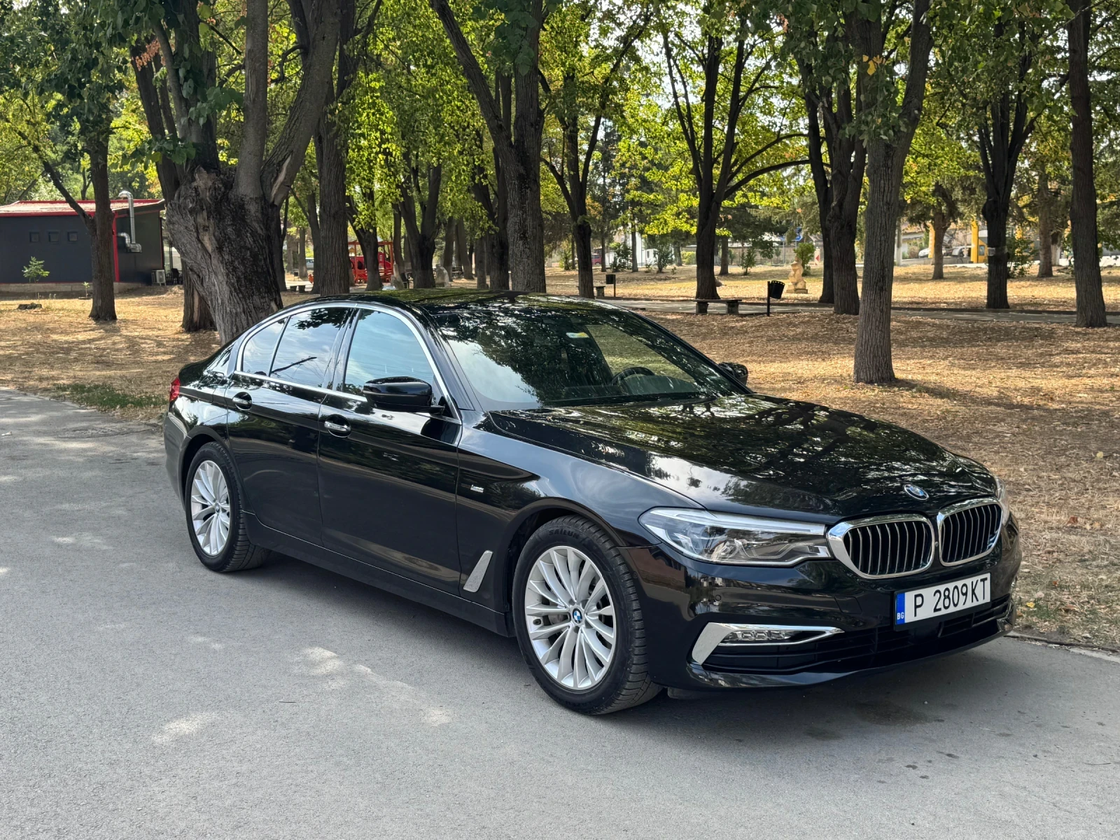 BMW 540 D X-Drive Full Luxury - изображение 2