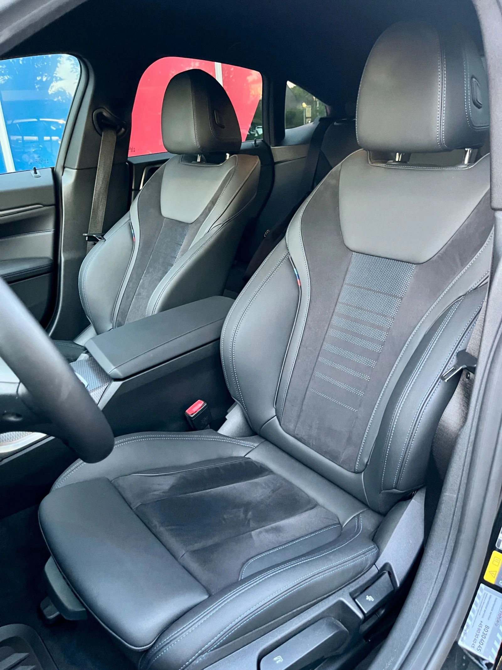 BMW i4 16 000км - изображение 9