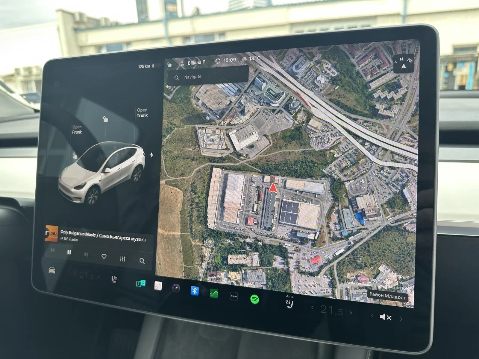 Tesla Model Y DUAL MOTOR / LONG RANGE / AWD | Mobile.bg — изображение 14