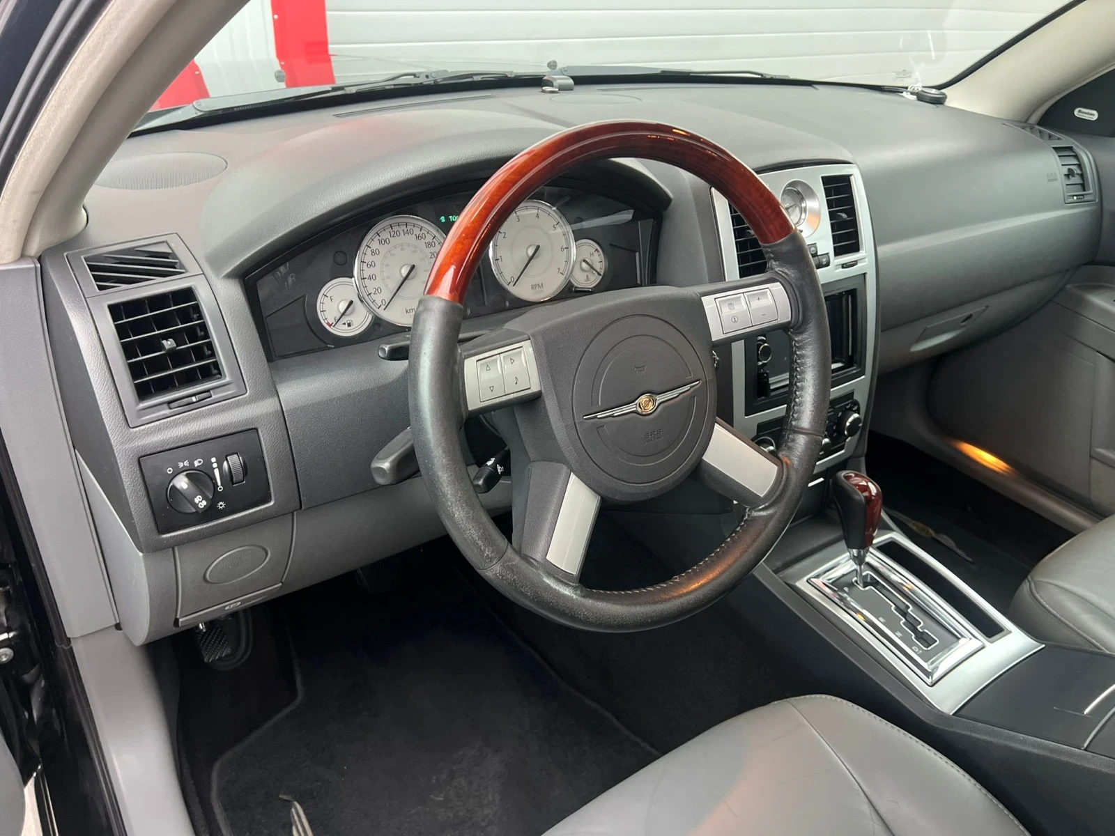 Chrysler 300c 3.5LX AWD AUTOMATK NAVI LEDER !!! | Mobile.bg   13