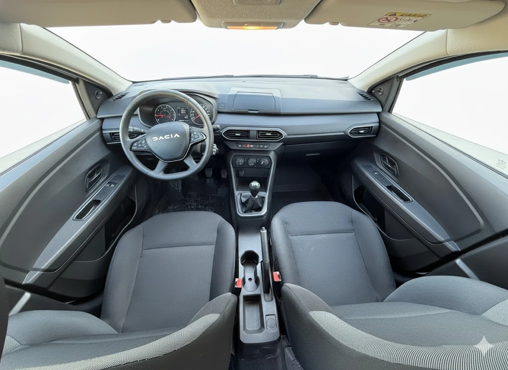 Dacia Logan Essential 100 ECO-G - изображение 8