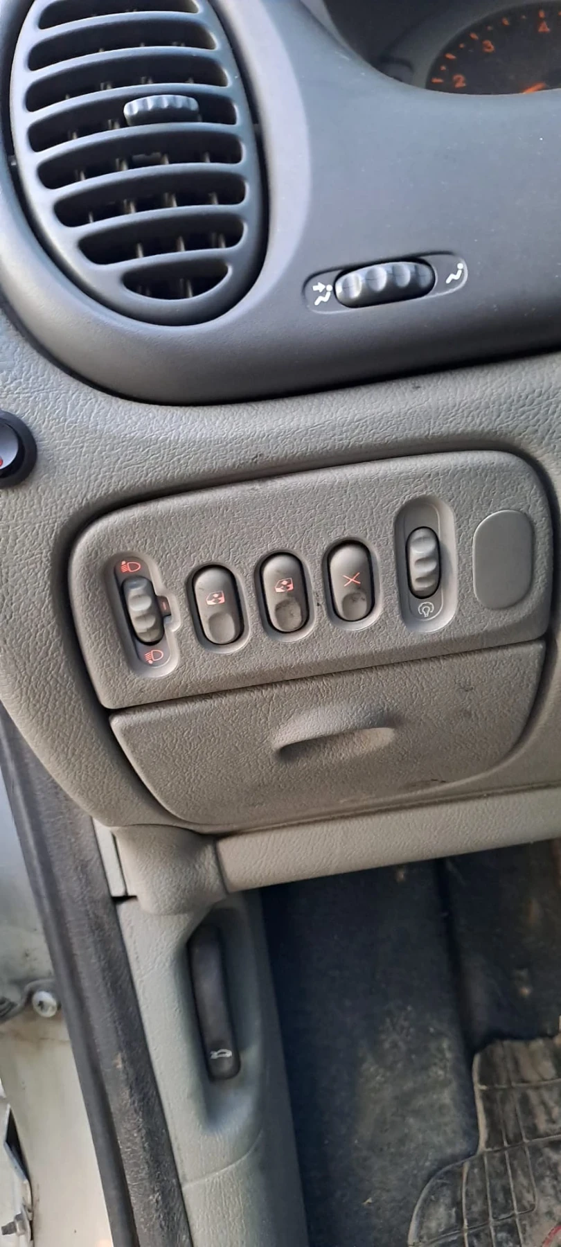 Renault Scenic | Mobile.bg   12