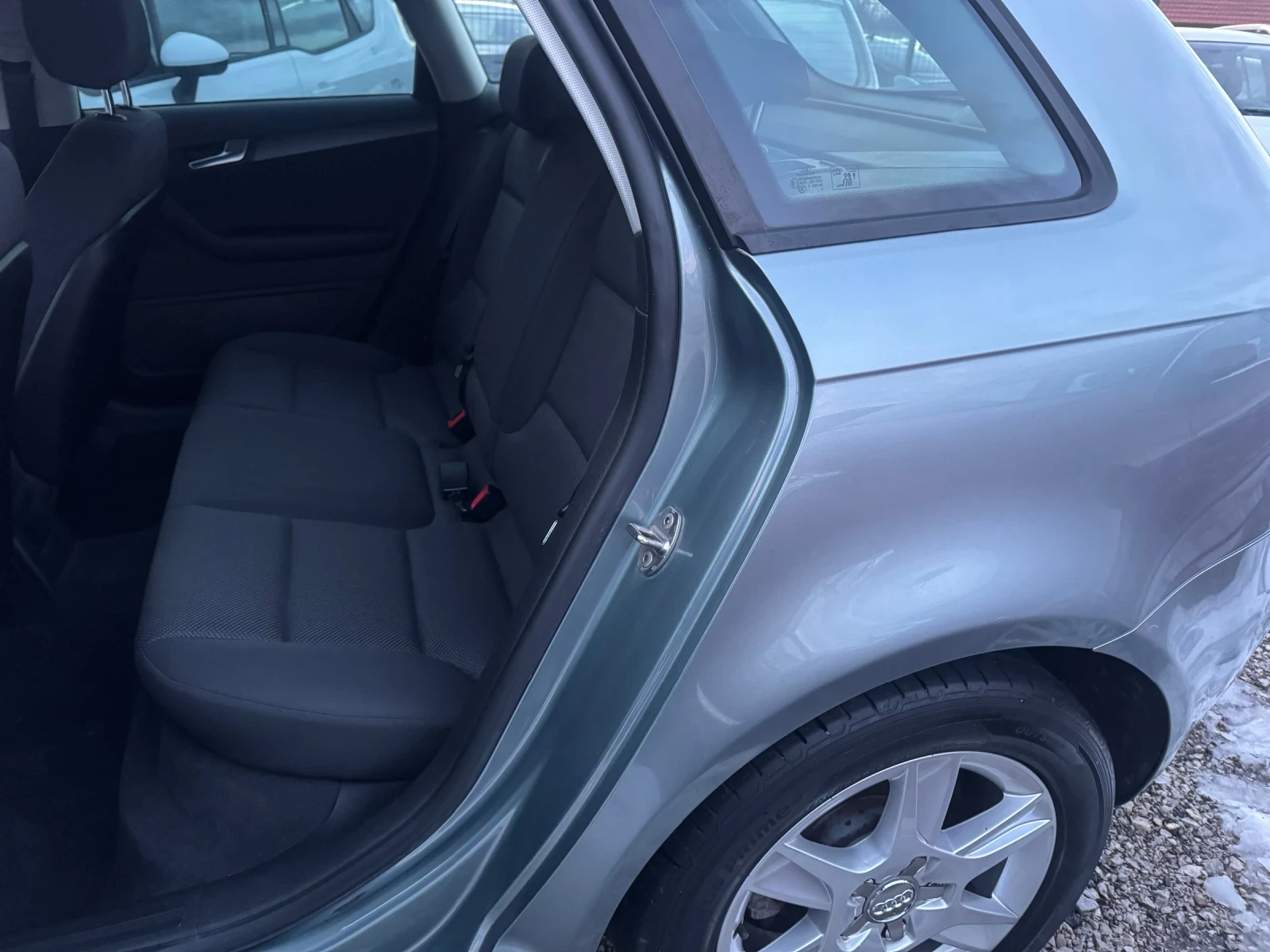 Audi A3 1.6i 101k.c KLIMATR 107000km. - изображение 7