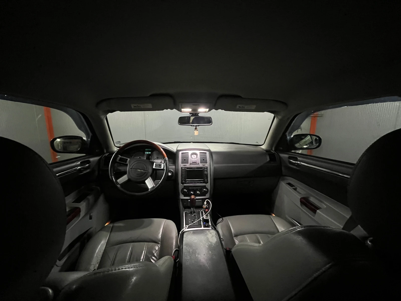 Chrysler 300c  - изображение 3