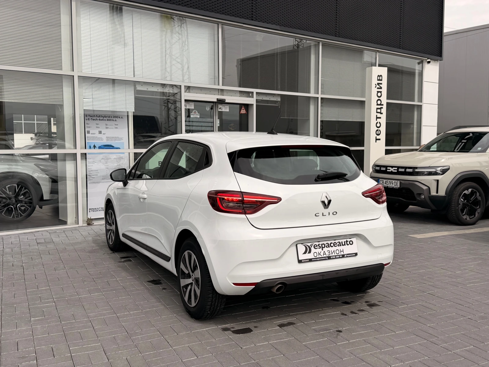 Renault Clio 1.0 Tce / 90 k.c. / Equilibre, снимка 6 - Автомобили и джипове - 54228373