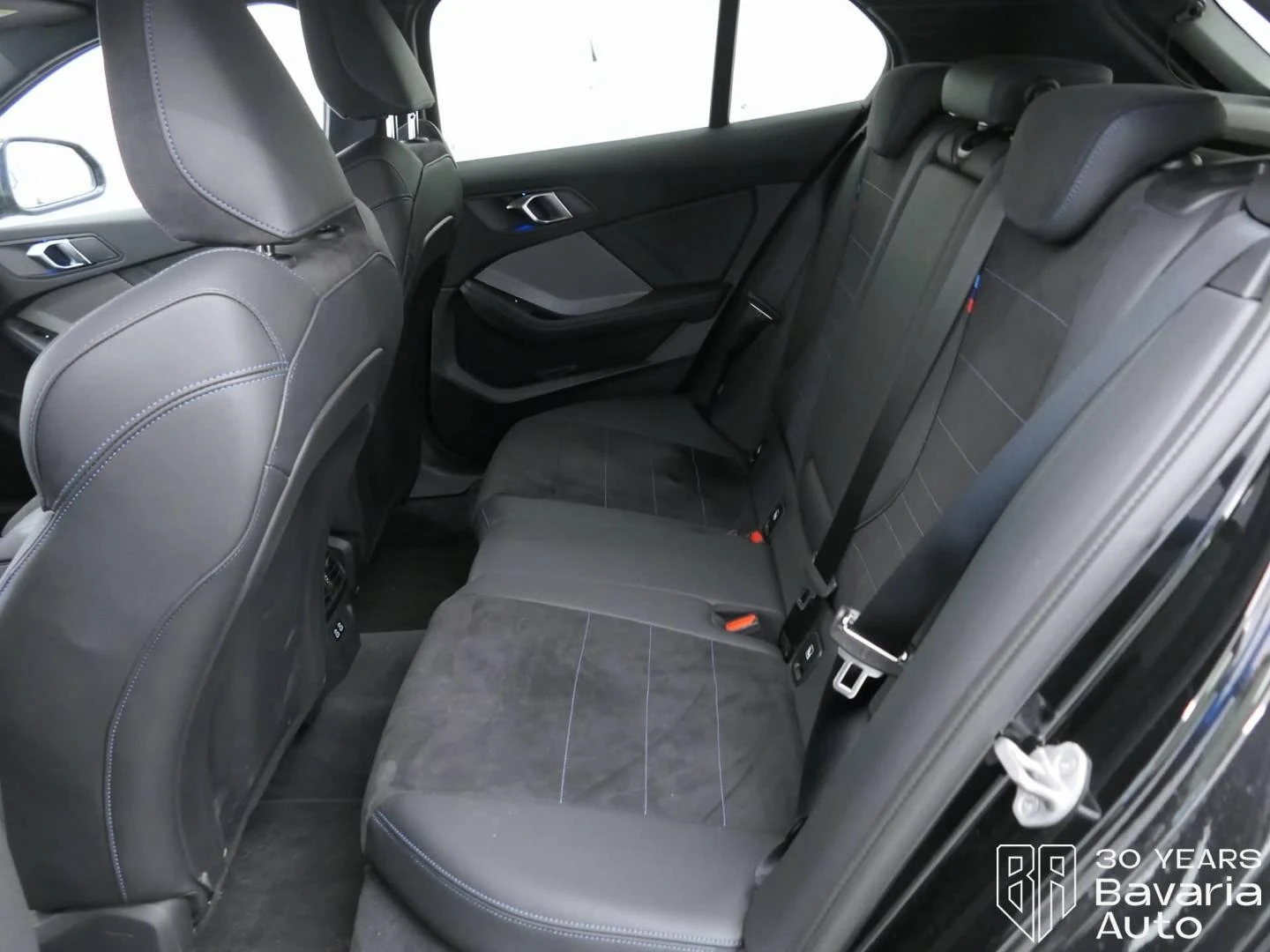 BMW 120 d M Sport Paket Steptronic, снимка 8 - Автомобили и джипове - 54230282