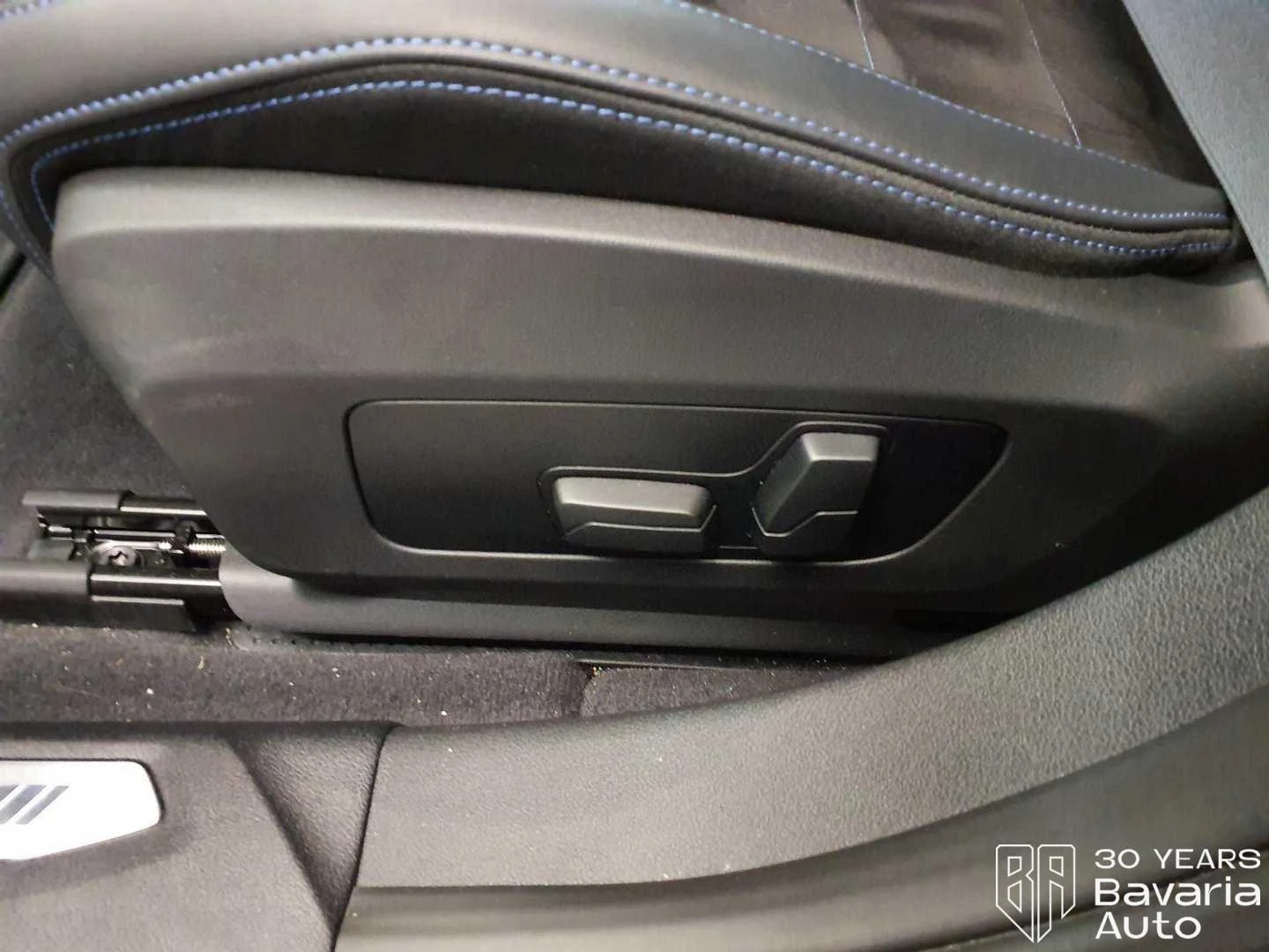 BMW 120 d M Sport Paket Steptronic, снимка 13 - Автомобили и джипове - 54230282