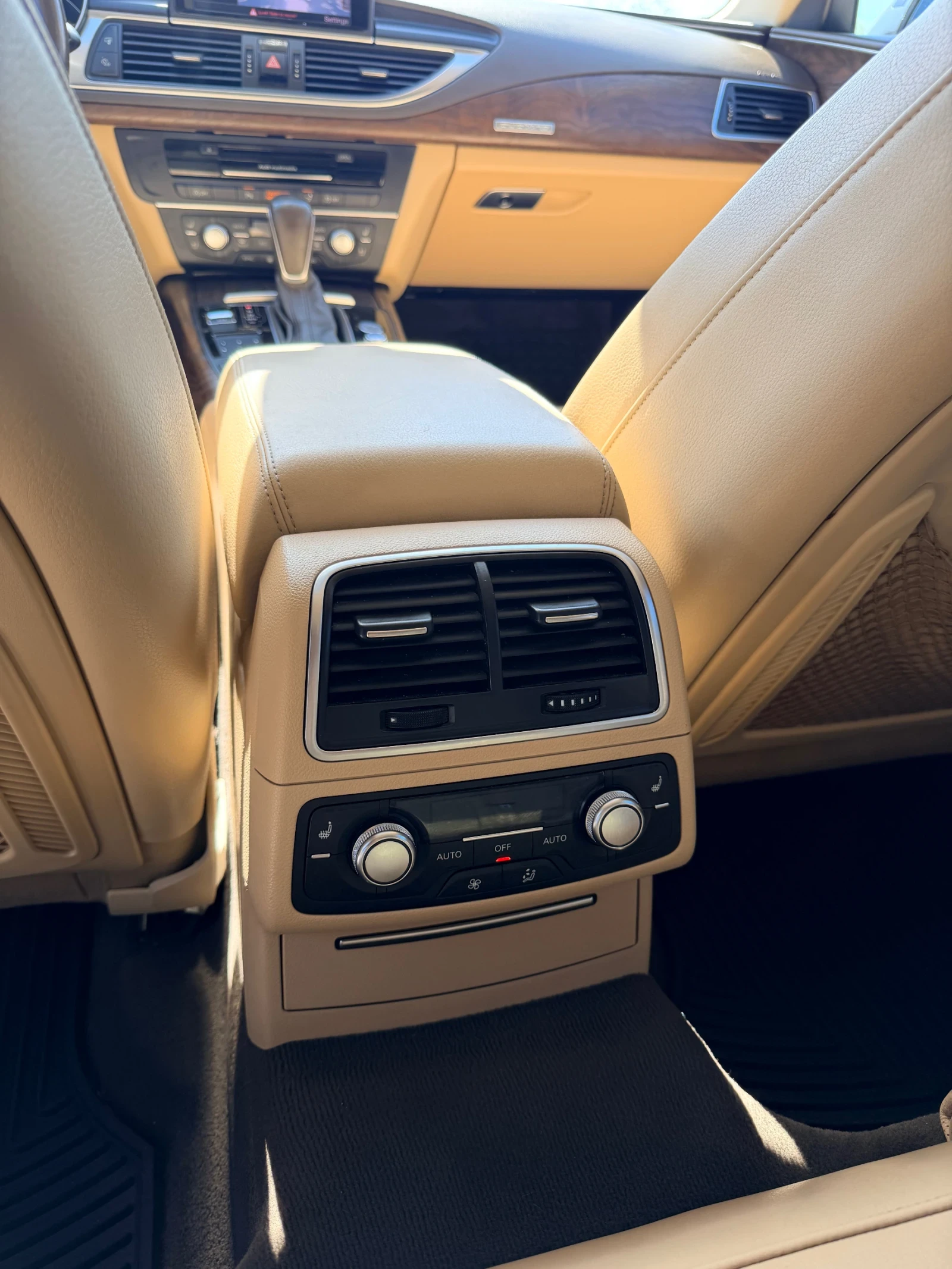 Audi A7 3.0TDI 8ZF 2015г FULL, снимка 10 - Автомобили и джипове - 54246081