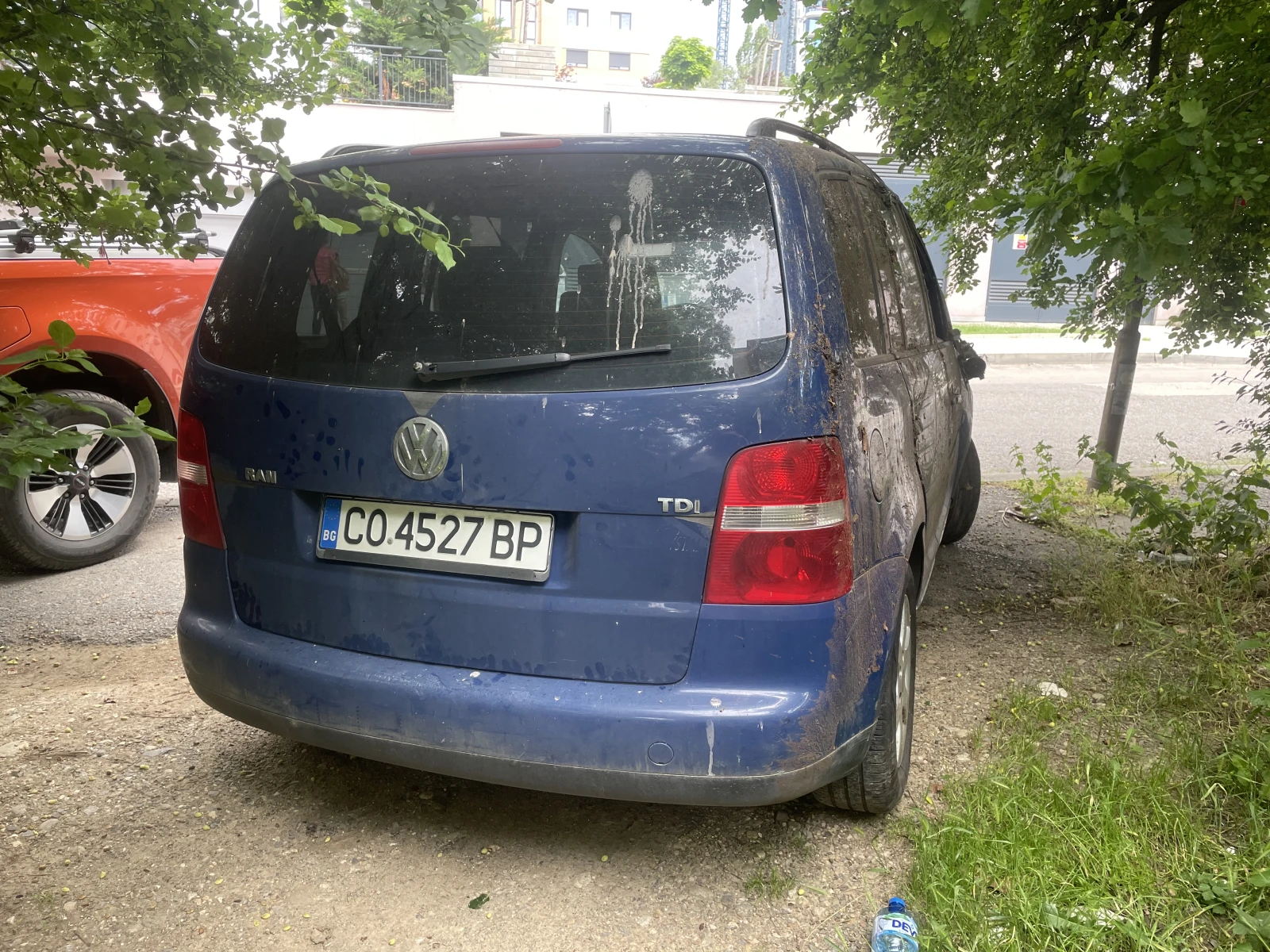 VW Touran, снимка 4 - Автомобили и джипове - 54869930