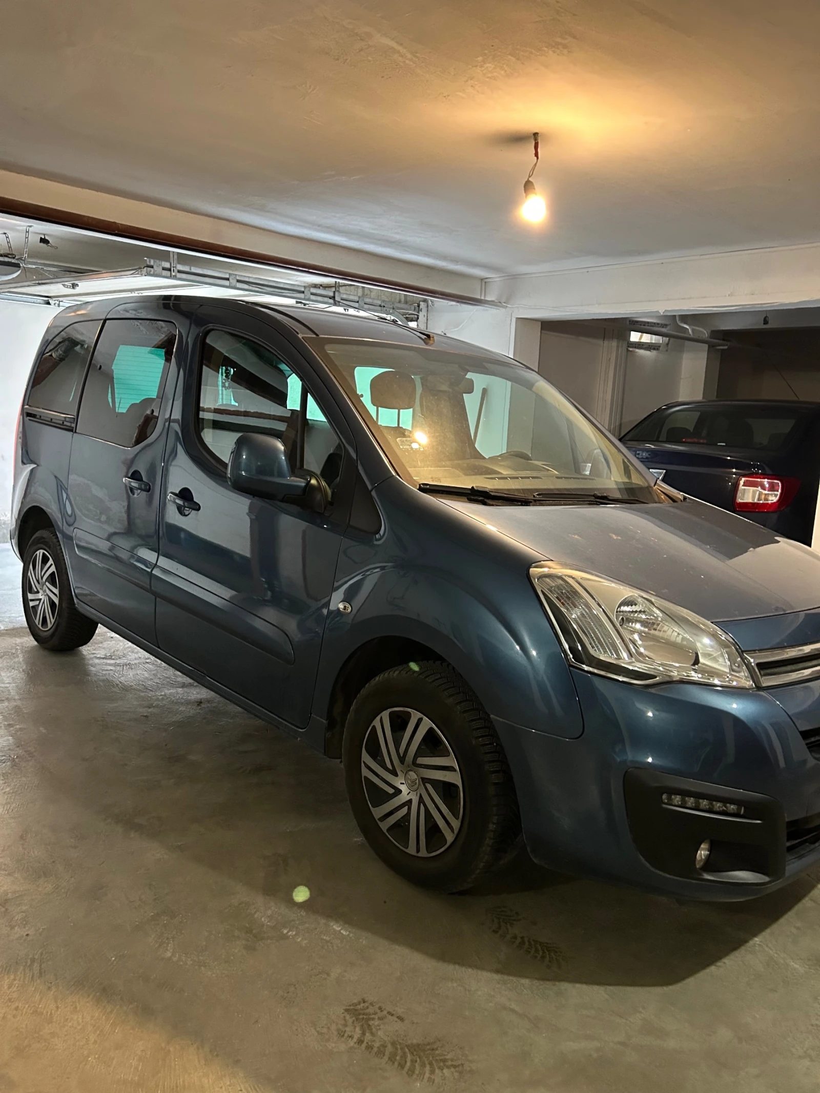 Citroen Berlingo Multispace HDI, снимка 4 - Автомобили и джипове - 54884110