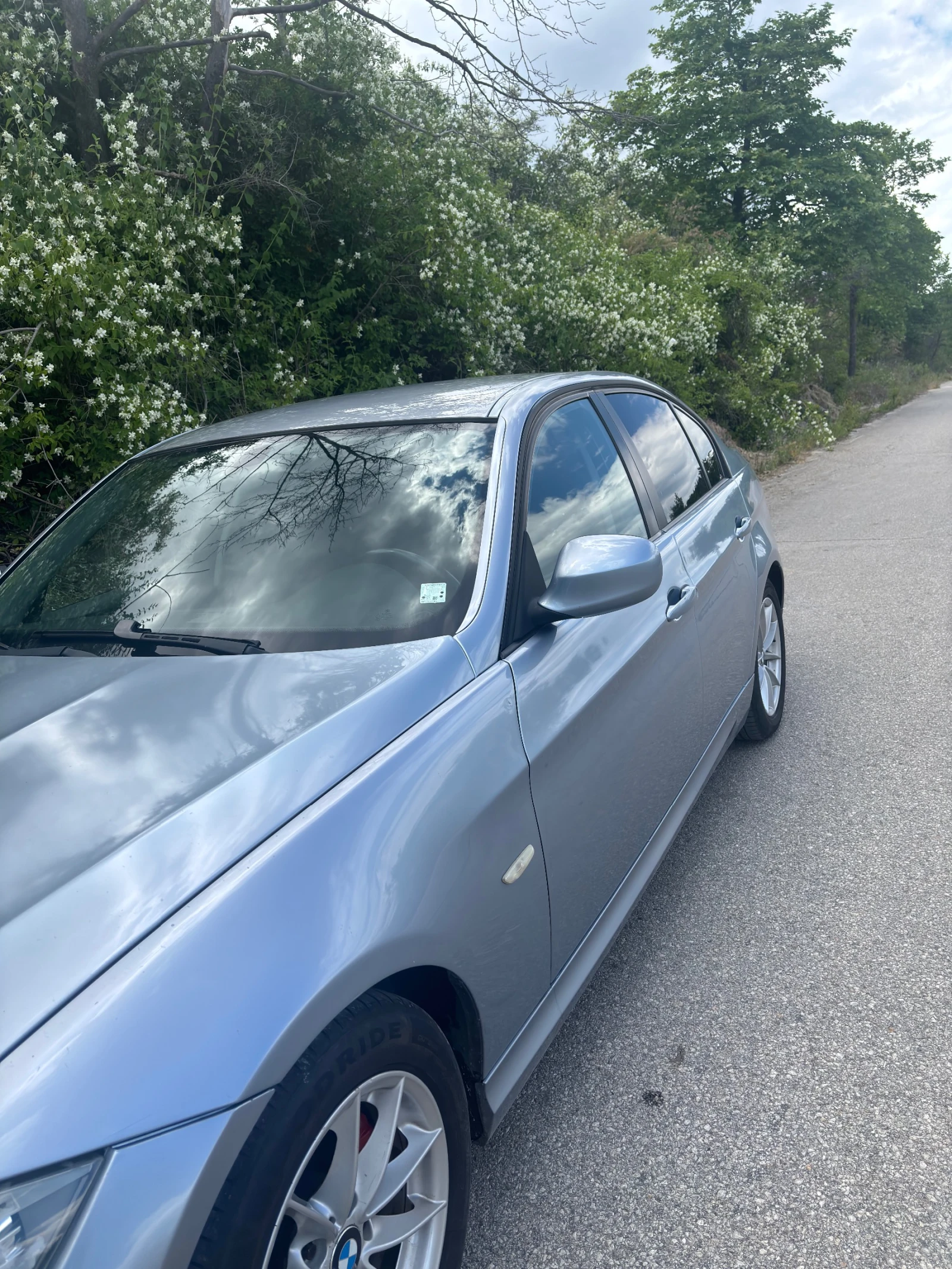 BMW 320, снимка 4 - Автомобили и джипове - 54901793