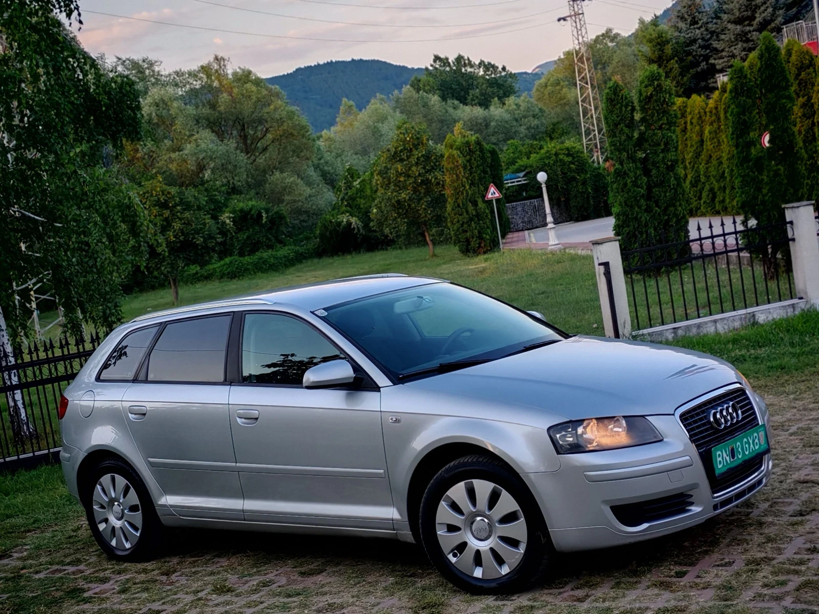 Audi A3 1.9TDI(BKC)(105)* SPORTBACK* НОВ ВНОС* , снимка 8 - Автомобили и джипове - 55105531