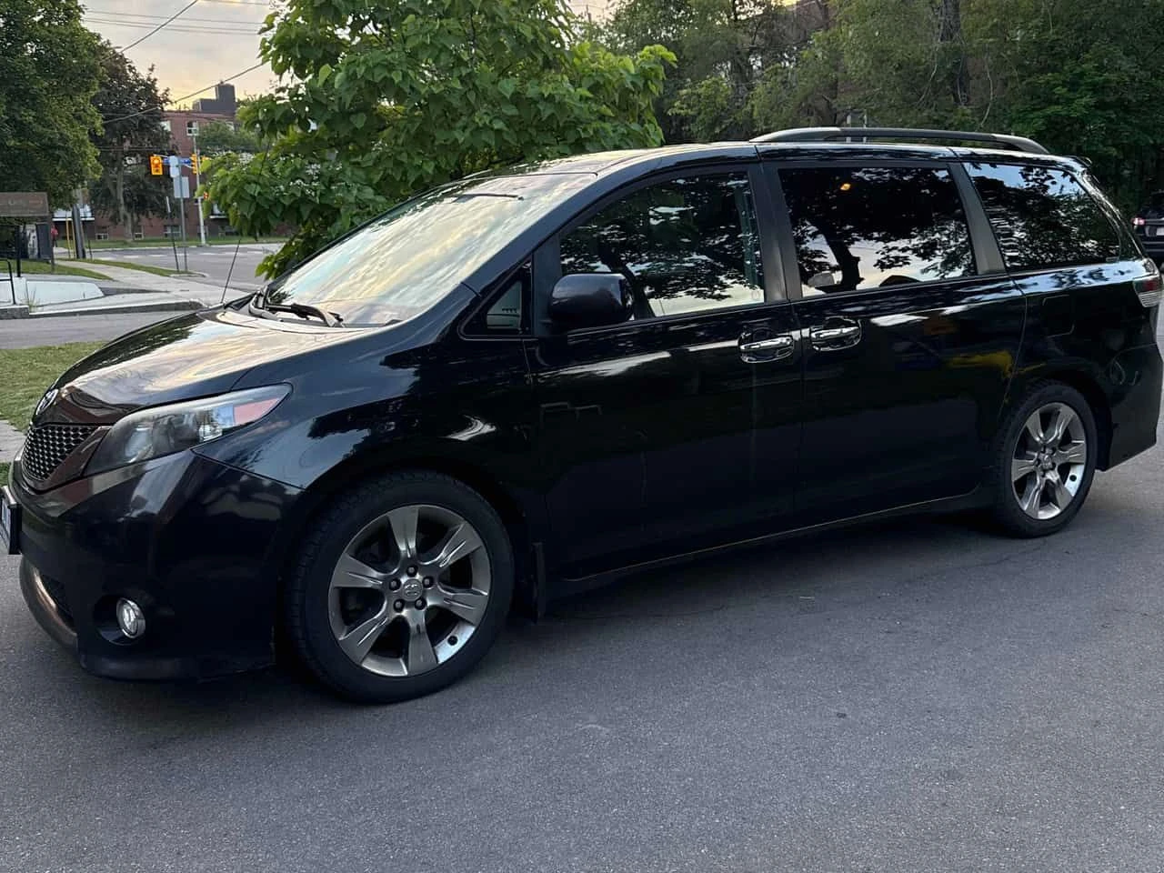 Toyota Sienna * SE * АВТОКРЕДИТ БЕЗ ПЪРВОНАЧАЛНА ВНОСКА* 