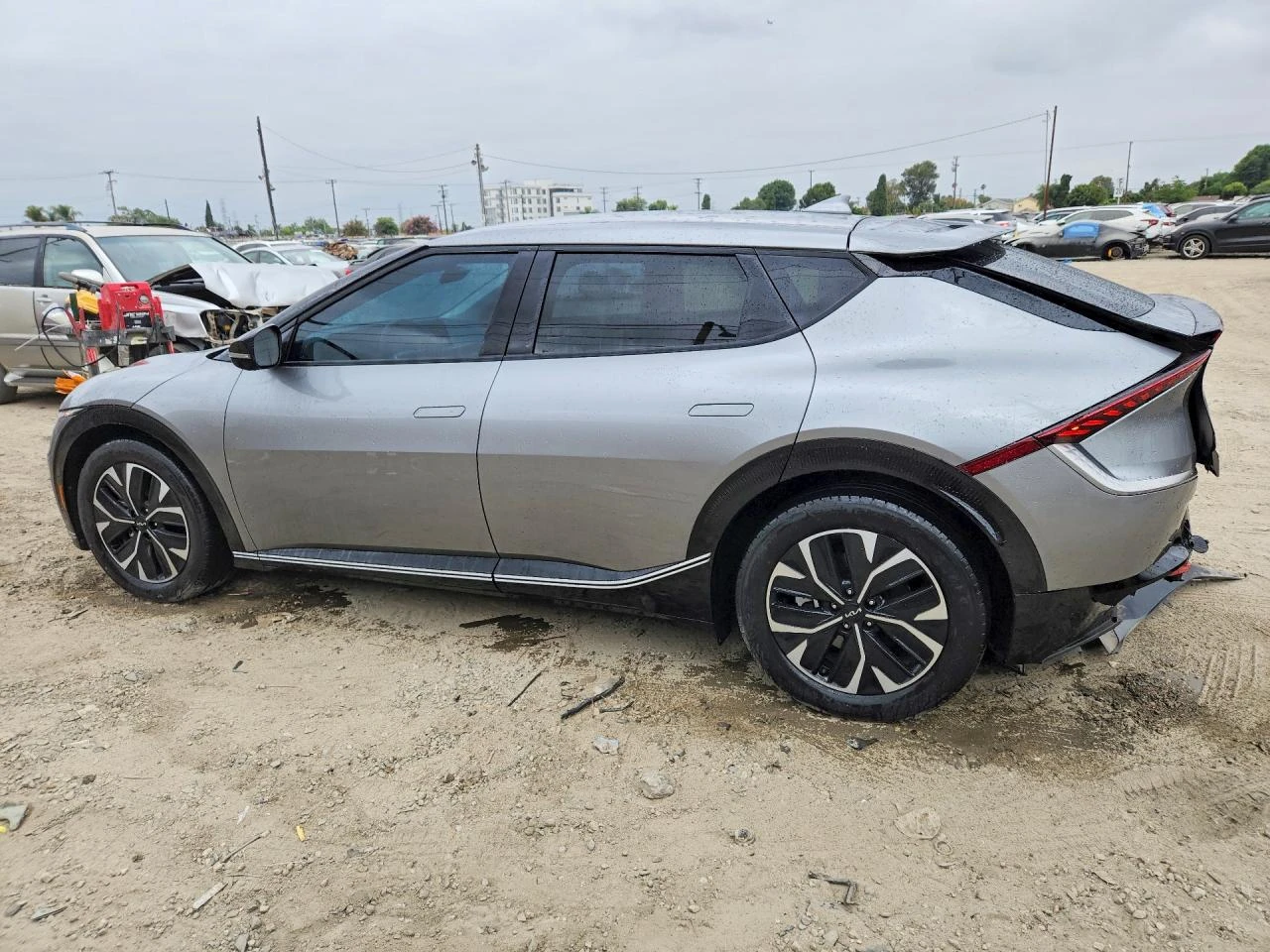Kia EV6 0.0l Wind, снимка 2 - Автомобили и джипове - 55452456