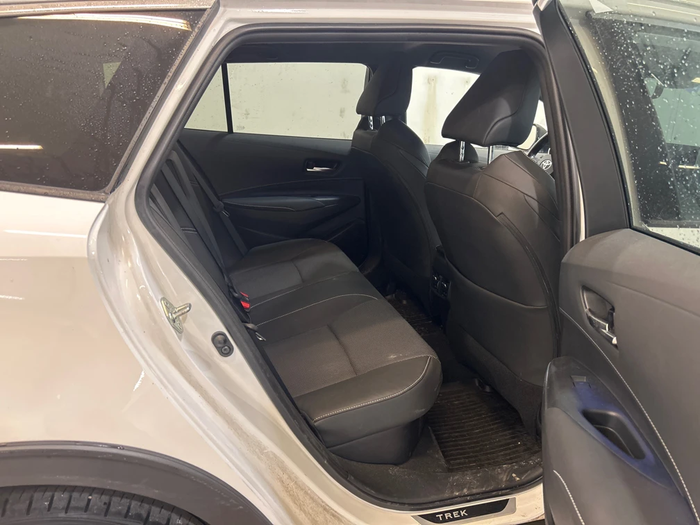 Toyota Corolla 2.0 | Mobile.bg � ����������� 6