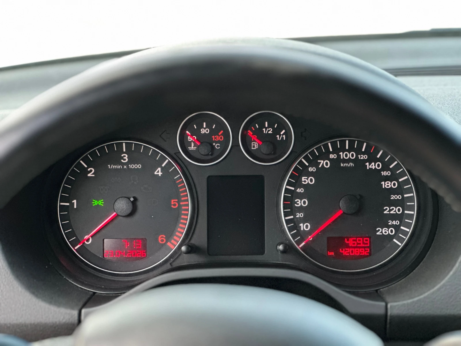 Audi A3 2.0 TDI, снимка 11 - Автомобили и джипове - 55603388