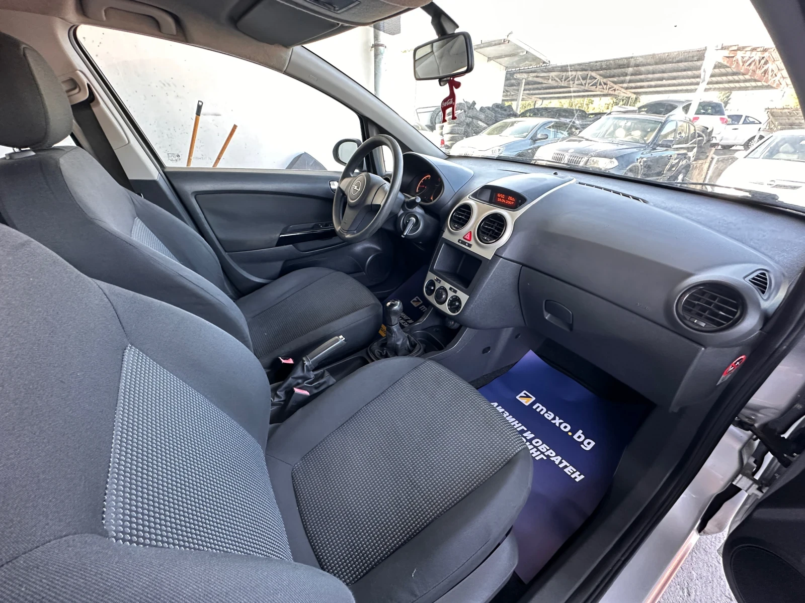 Opel Corsa КЛИМАТИК - РЕАЛНИ КИЛОМЕТРИ , снимка 10 - Автомобили и джипове - 55610379