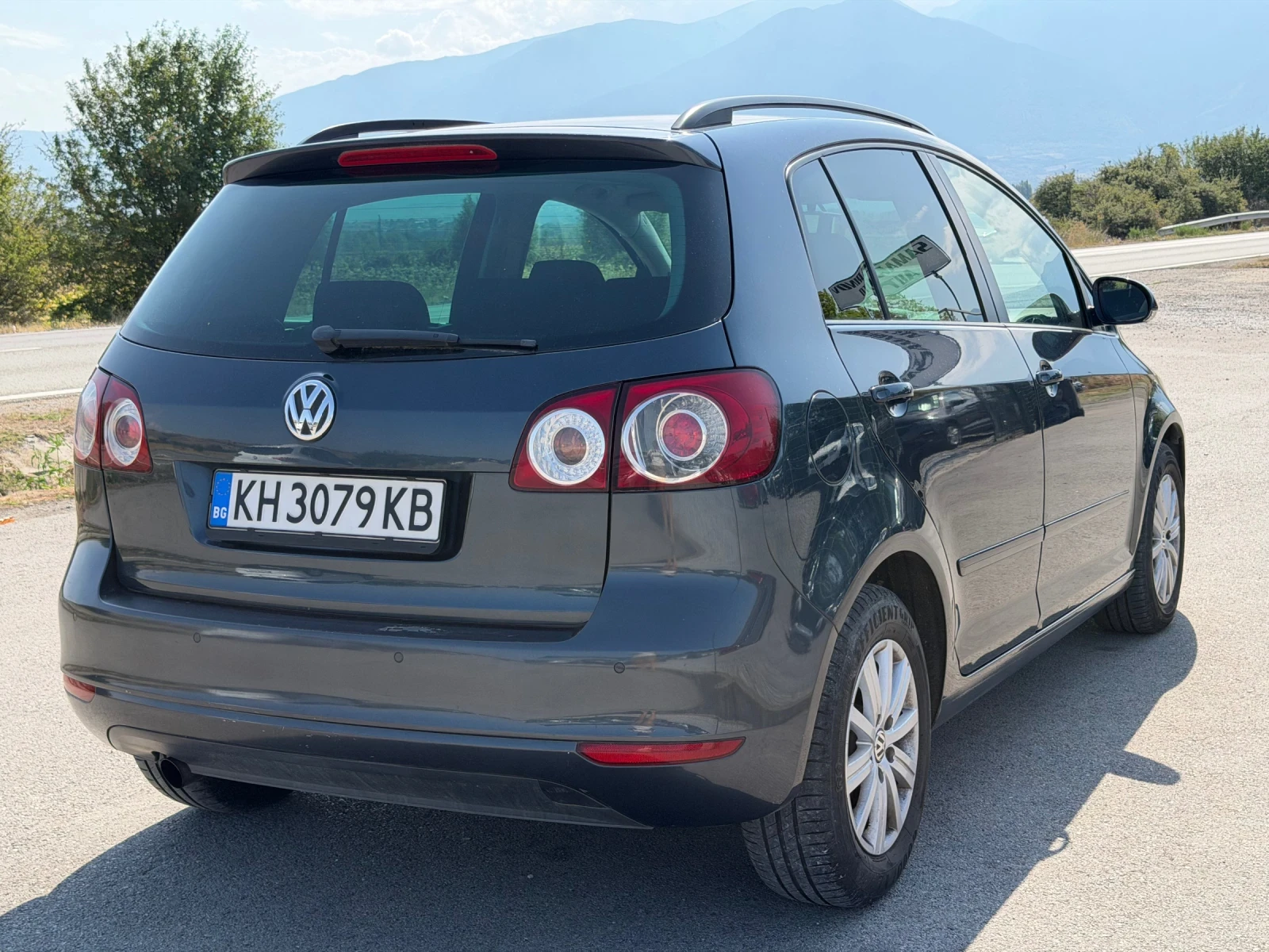 VW Golf Plus 1.6 TDI, снимка 5 - Автомобили и джипове - 56069480