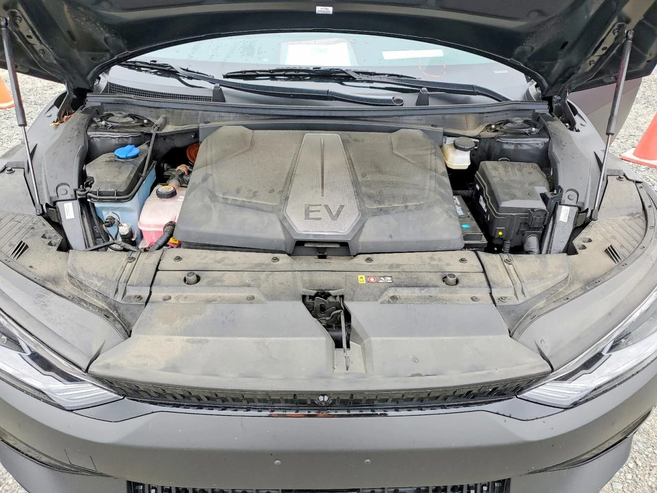 Kia EV6 GT, снимка 12 - Автомобили и джипове - 56432875