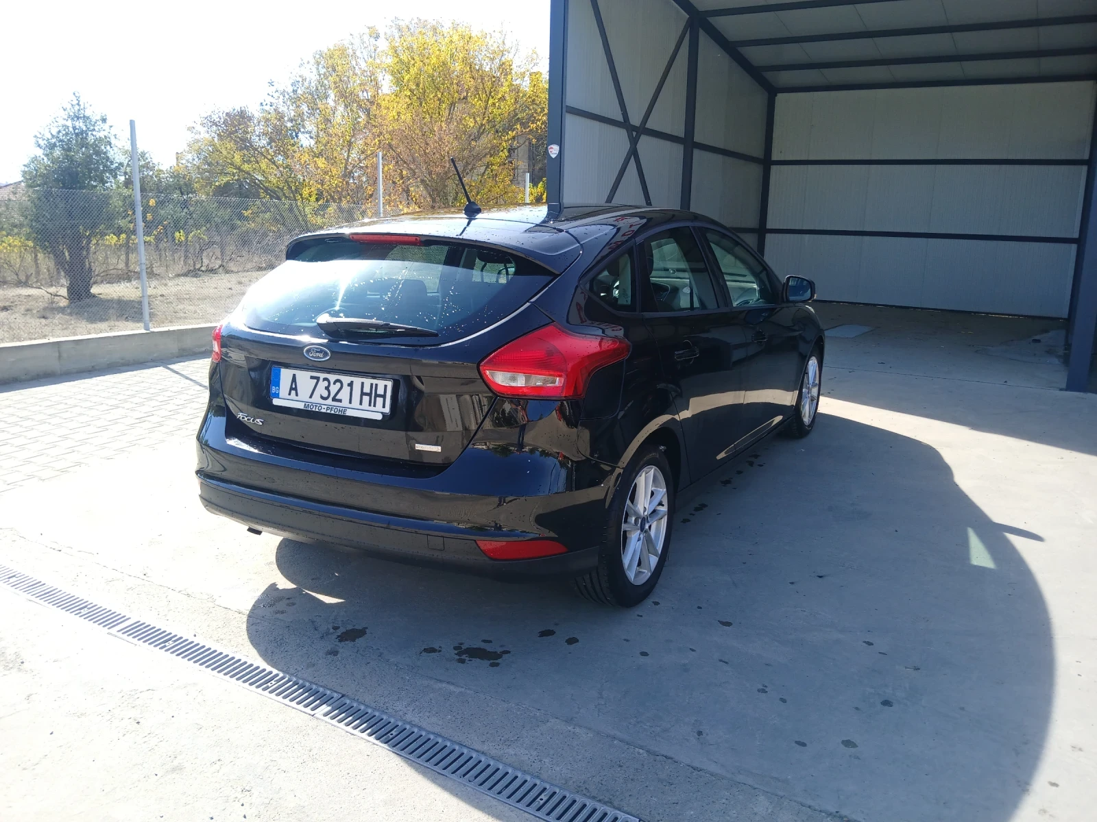 Ford Focus 1.0, снимка 6 - Автомобили и джипове - 56516161