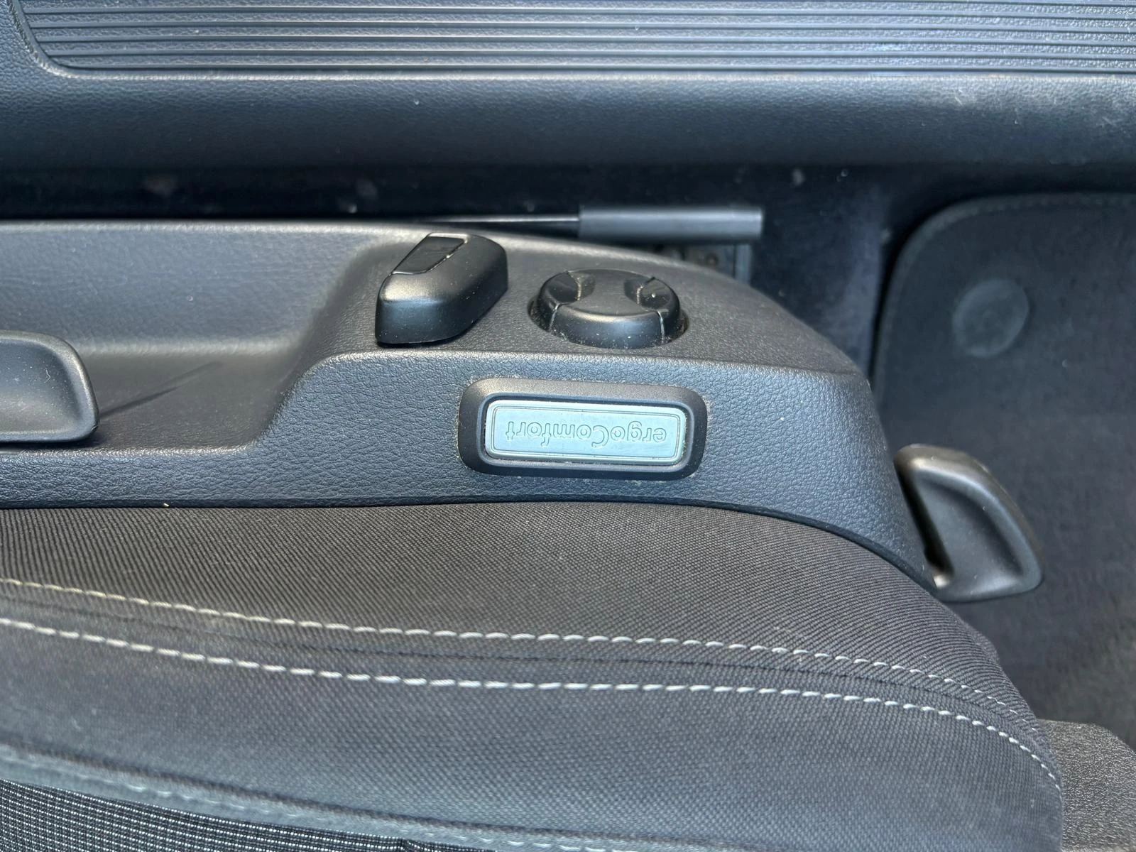 VW Passat Blue Motion ergoComfort, снимка 11 - Автомобили и джипове - 56615095