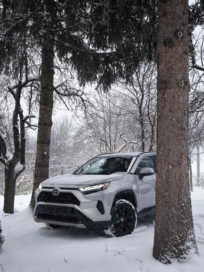 Toyota Rav4 2.5 HYBRID SE (SPORT EDITION) 4x4 FULL LED, снимка 17 - Автомобили и джипове - 49241746