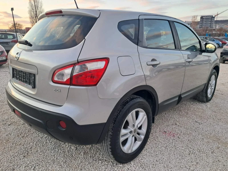 Nissan Qashqai 1.5DCi , снимка 4 - Автомобили и джипове - 49571593