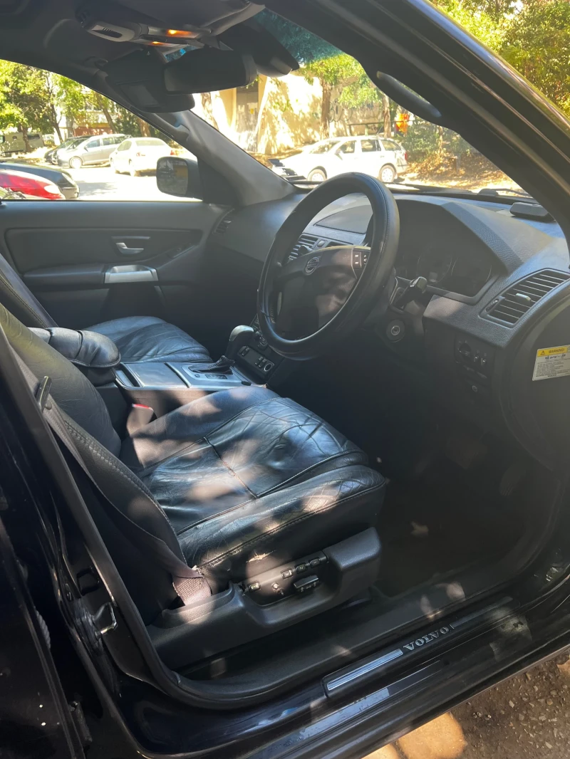 Volvo Xc90, снимка 5 - Автомобили и джипове - 52260918