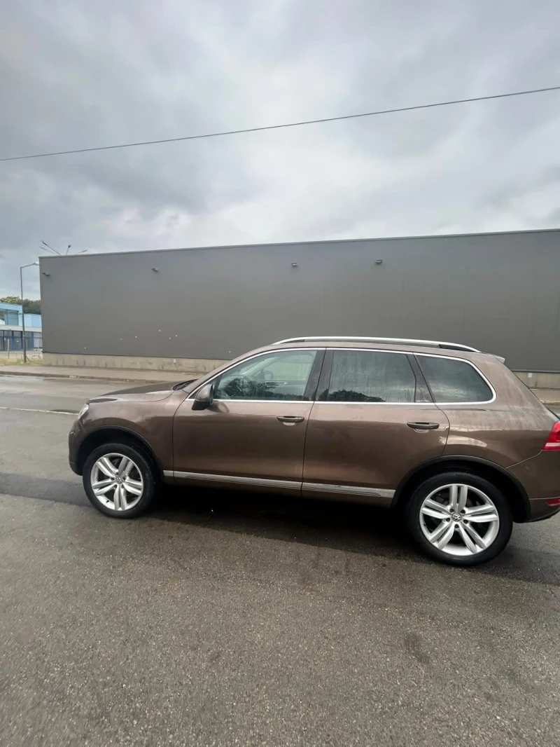 VW Touareg 4.2 V8, снимка 2 - Автомобили и джипове - 52295453