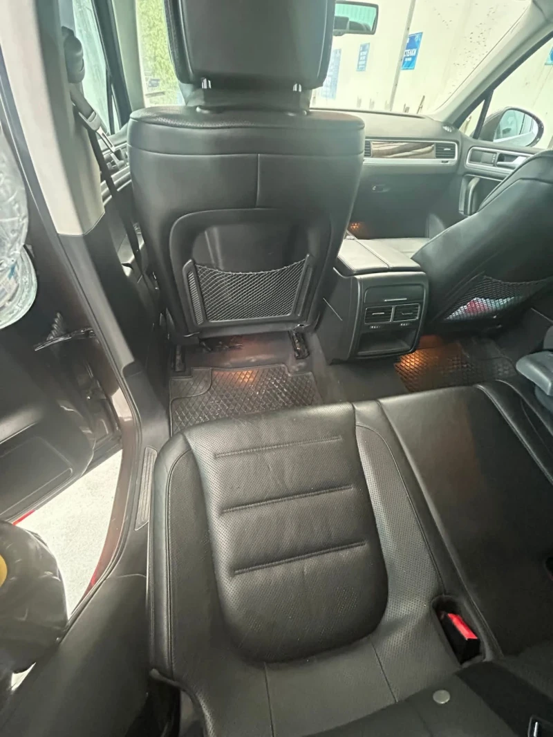 VW Touareg 4.2 V8, снимка 9 - Автомобили и джипове - 52295453