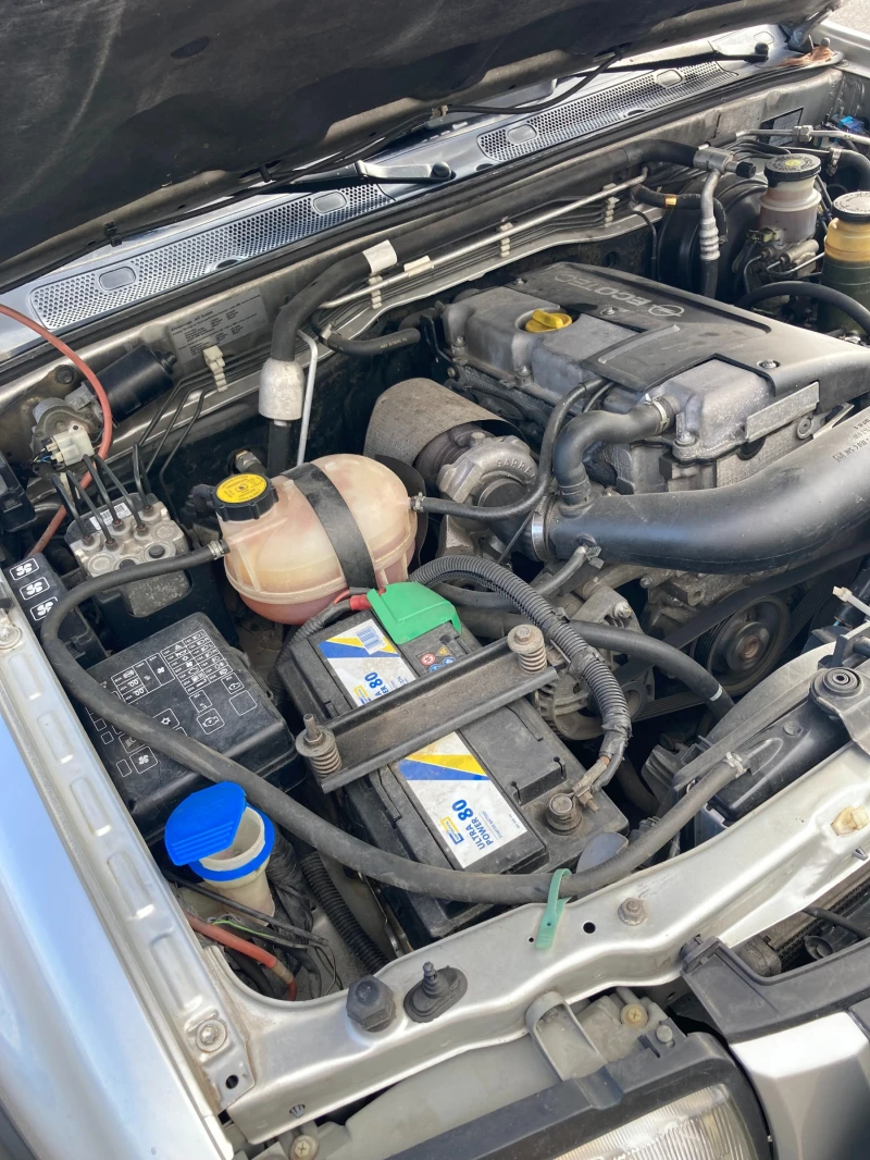 Opel Frontera 2, 2 DTI 4x4 , снимка 12 - Автомобили и джипове - 52403817